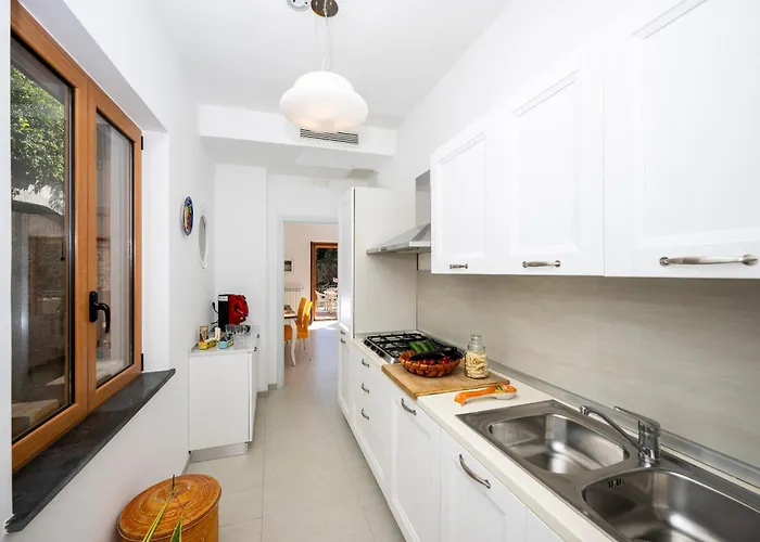 Leonardo In The Heart Of *